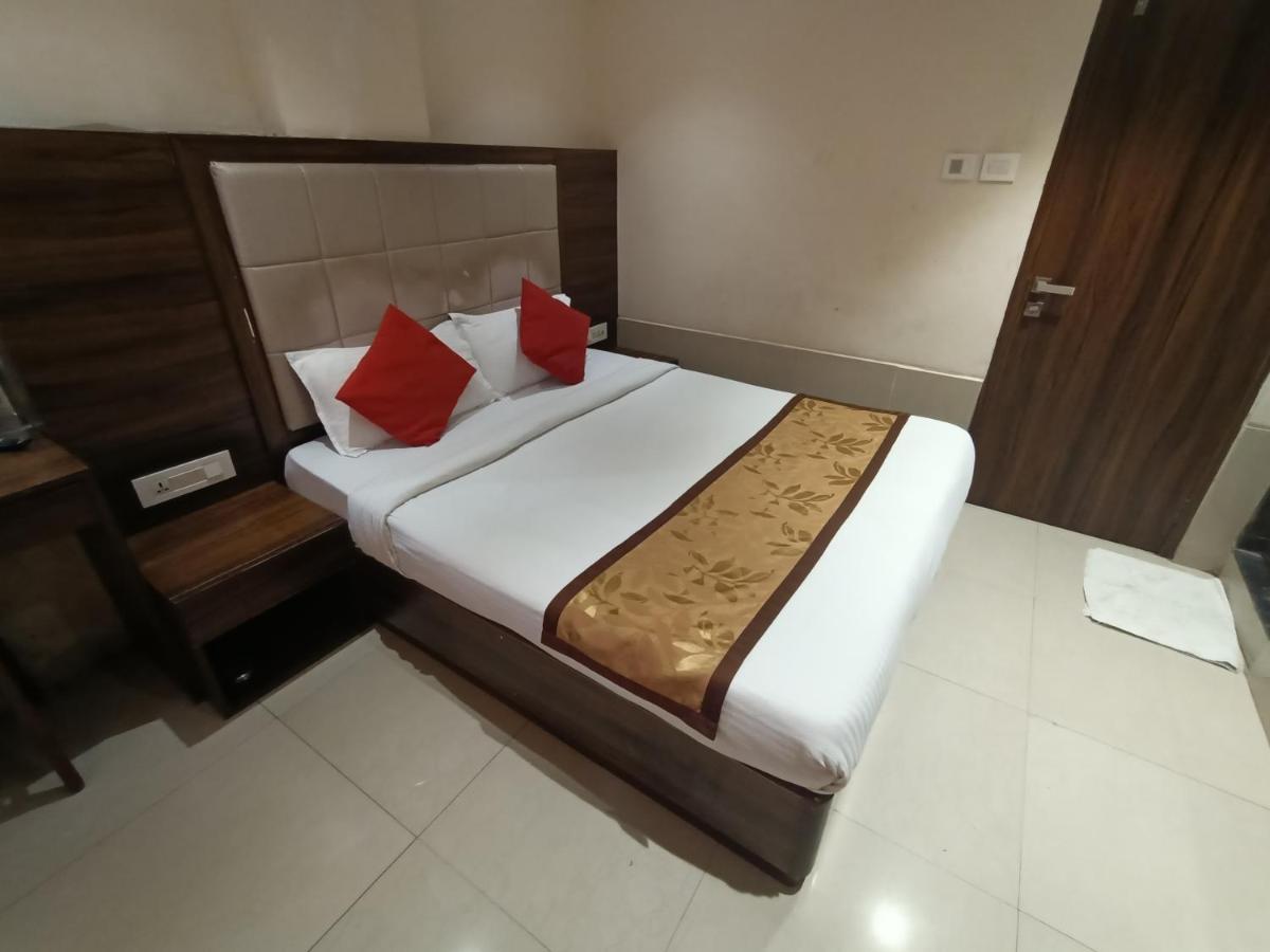 Fabhotel Regal Inn Bombaj Zewnętrze zdjęcie