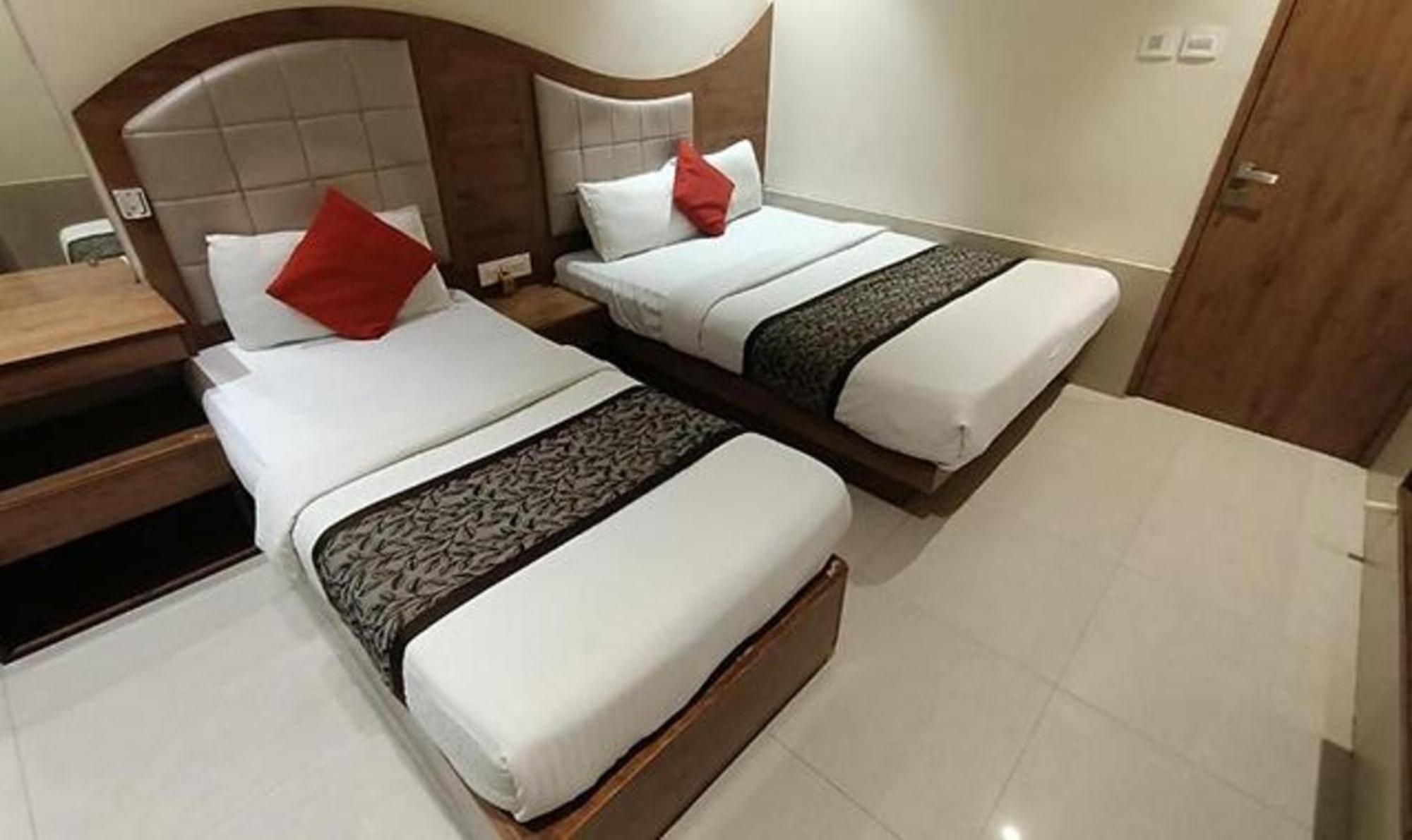 Fabhotel Regal Inn Bombaj Zewnętrze zdjęcie
