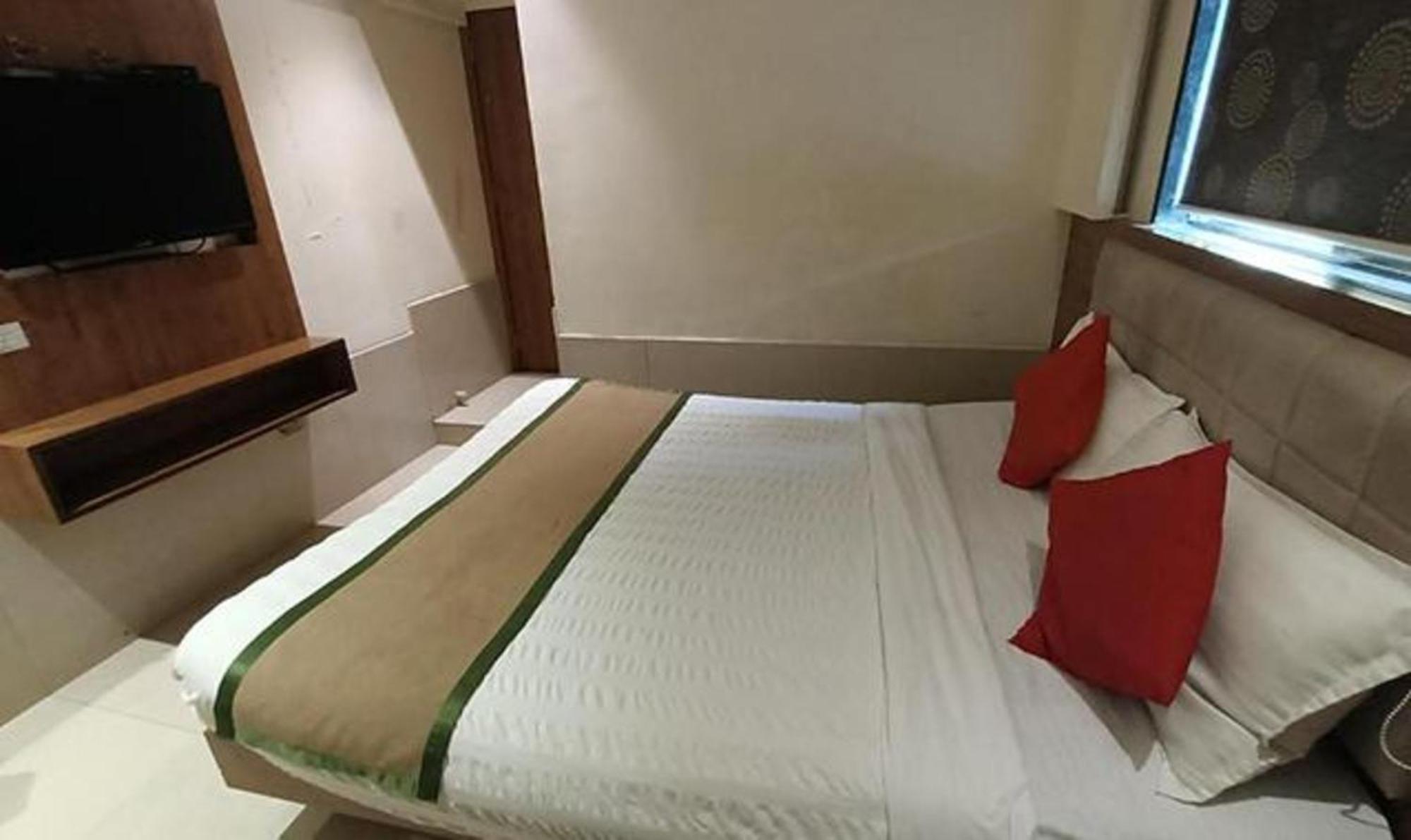 Fabhotel Regal Inn Bombaj Zewnętrze zdjęcie